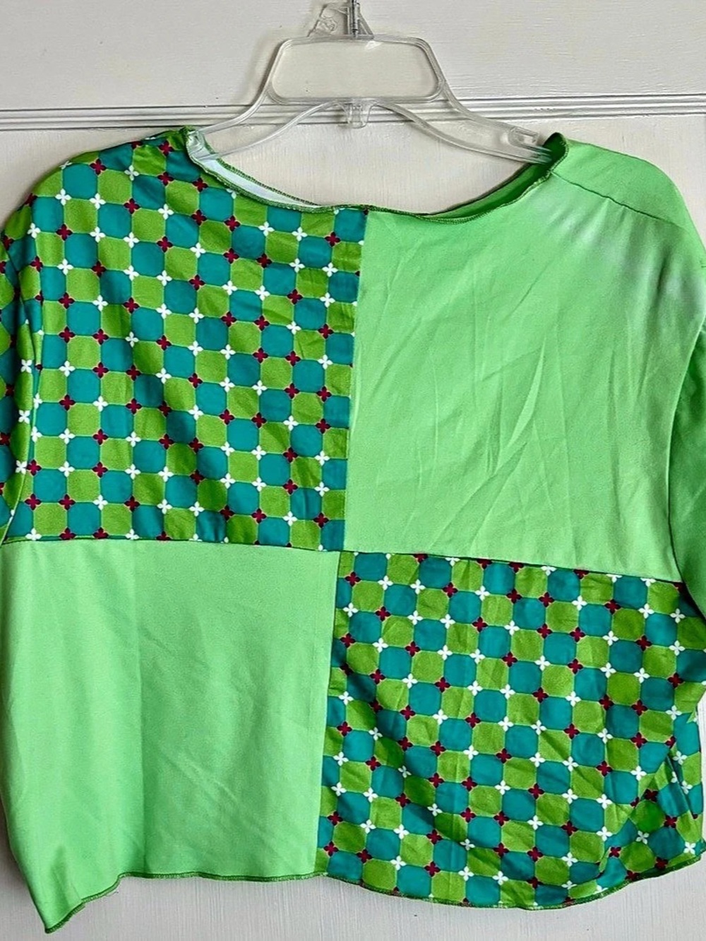 Color Block Geometric Green & Blue Top